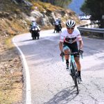 Esteban Chaves empieza a dejar atrás los problemas de lesiones y enfermedades con una gratificante victoria en la Volta a Catalunya