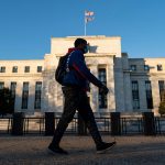La Fed no extenderá una regla de crisis pandémica que había permitido a los bancos relajar los niveles de capital.