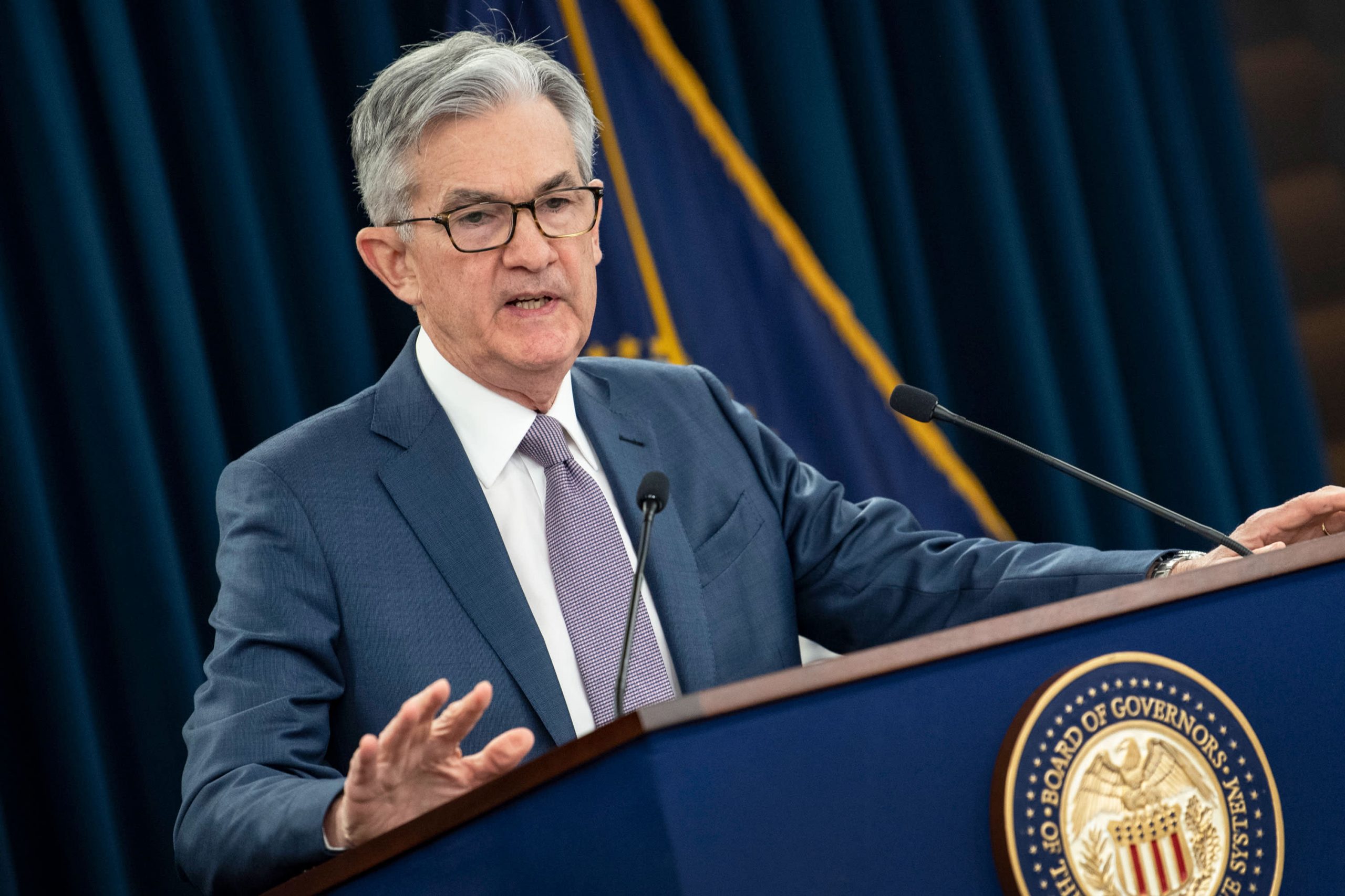 La Fed ve una economía más fuerte y una inflación más alta, pero no subidas de tipos
