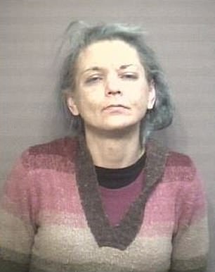Amy Natasha Wilhite, de 39 años, fue detenida originalmente en la cárcel del condado de Boone el 14 de febrero por cargos de drogas.