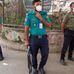 Al menos cinco muertos a tiros por la policía en protestas contra centrales eléctricas de Bangladesh