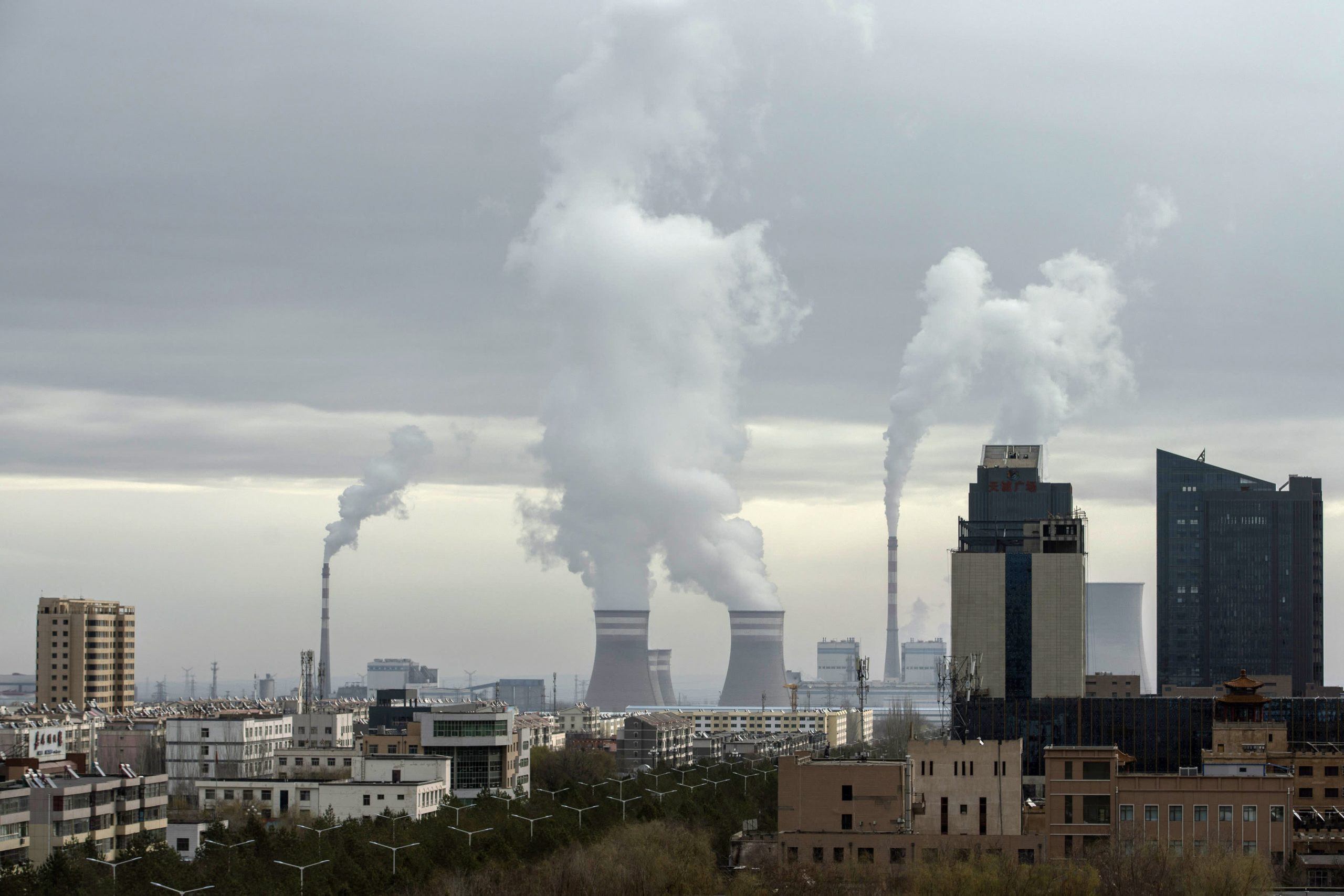 China no tiene 'otra opción' que depender de la energía del carbón por ahora, dice un funcionario
