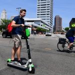 El 80% de los accidentes fatales de scooters eléctricos involucran automóviles: un nuevo estudio revela dónde y por qué ocurren la mayoría de las colisiones