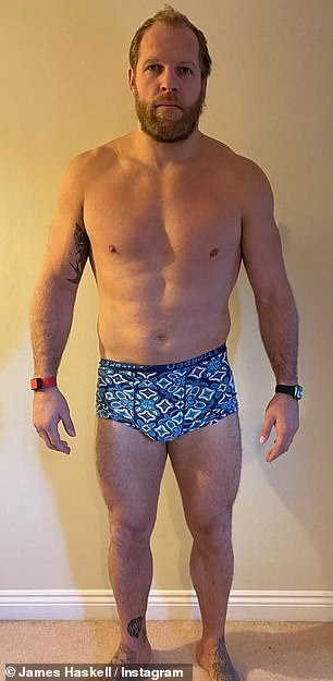 Dedicación: James Haskell reveló el miércoles que perdió 19 libras cuando reveló su físico destrozado después de pasar el bloqueo anterior viendo 'cuán grande' podía llegar a ser (en la foto antes)