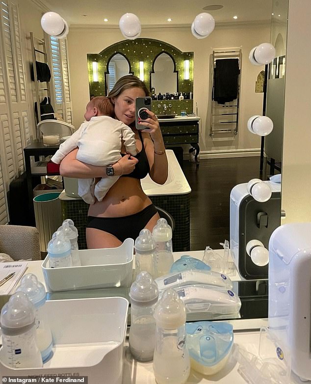 `` Dejé de castigarme cuando las cosas no salen según lo planeado '': Kate Ferdinand, de 29 años, compartió una selfie en ropa interior en Instagram el viernes mientras hablaba de las luchas de la maternidad.