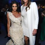 Lados opuestos: Kim Kardashian, según se informa, 'perturbada' por los tuits de Caitlyn Jenner sobre la reforma carcelaria mientras lanza un tuit 'duro con el crimen' sobre 'criminales peligrosos';  visto en 2020