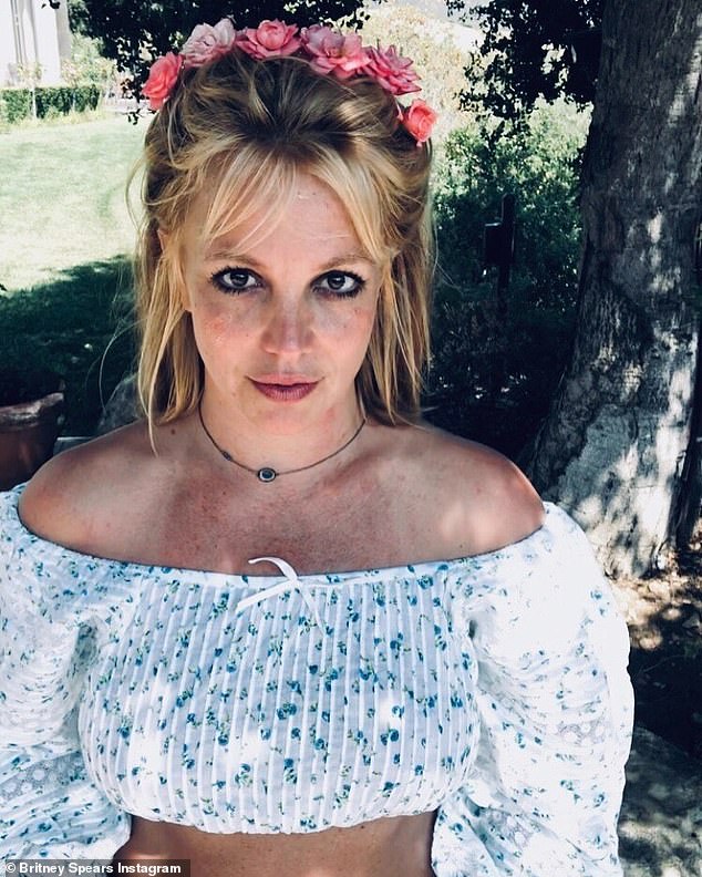 Asediada: Britney Spears, de 39 años, ha estado bajo la tutela durante 13 años luego de su colapso muy publicitado en 2008, y sus padres actualmente están peleando en la corte.