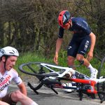 Tom Pidcock se perderá Liège-Bastogne-Liège porque el británico 'no está completamente recuperado' del accidente de Flèche Wallonne
