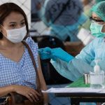 Aldeas tailandesas aisladas por hallazgo de una variante en medio de la preocupación por la vacuna Covid
