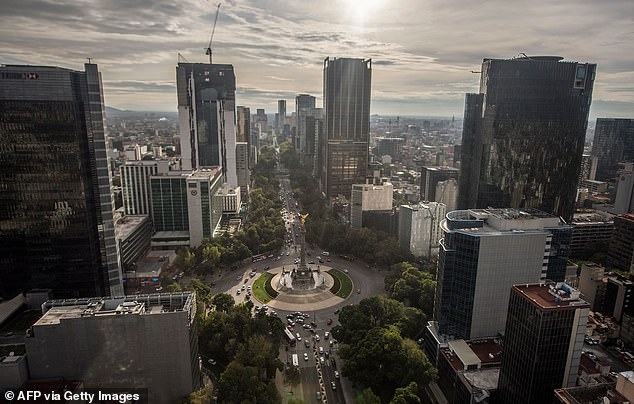 La Ciudad de México se está hundiendo a un ritmo 'imparable' con algunas partes descomprimidas hasta 50 centímetros por año durante las últimas décadas.