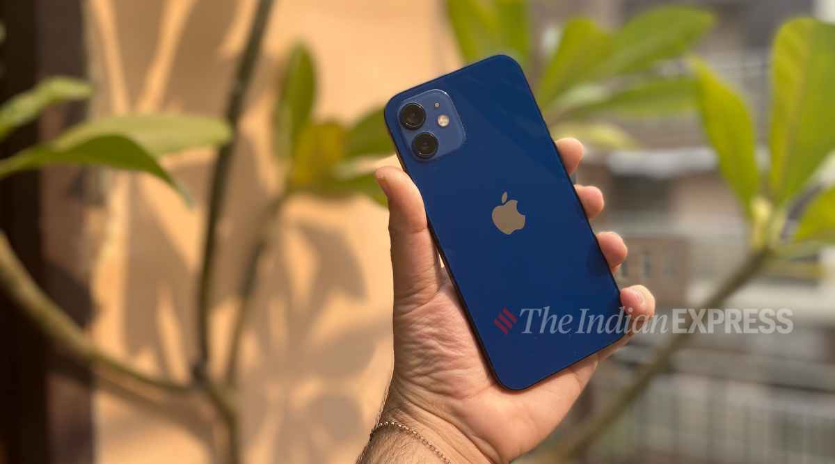 Flipkart, Flipkart Flagship Festival, Apple iPhone 11 discount, iphone 11 flipkart, iPhone 12 discount, iPhone XR vs iPhone 11, Motorola razr discount, motorola razr price in India