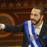El Salvador busca convertirse en el primer país del mundo en adoptar Bitcoin como moneda de curso legal