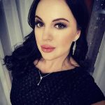 Daria Shavelkina (arriba), de 31 años, estaba 'envidiosa' de Yaroslava Korolyova, de 30, madre de tres hijos, quien tenía un esposo amoroso y una vida familiar feliz, escuchó un tribunal.