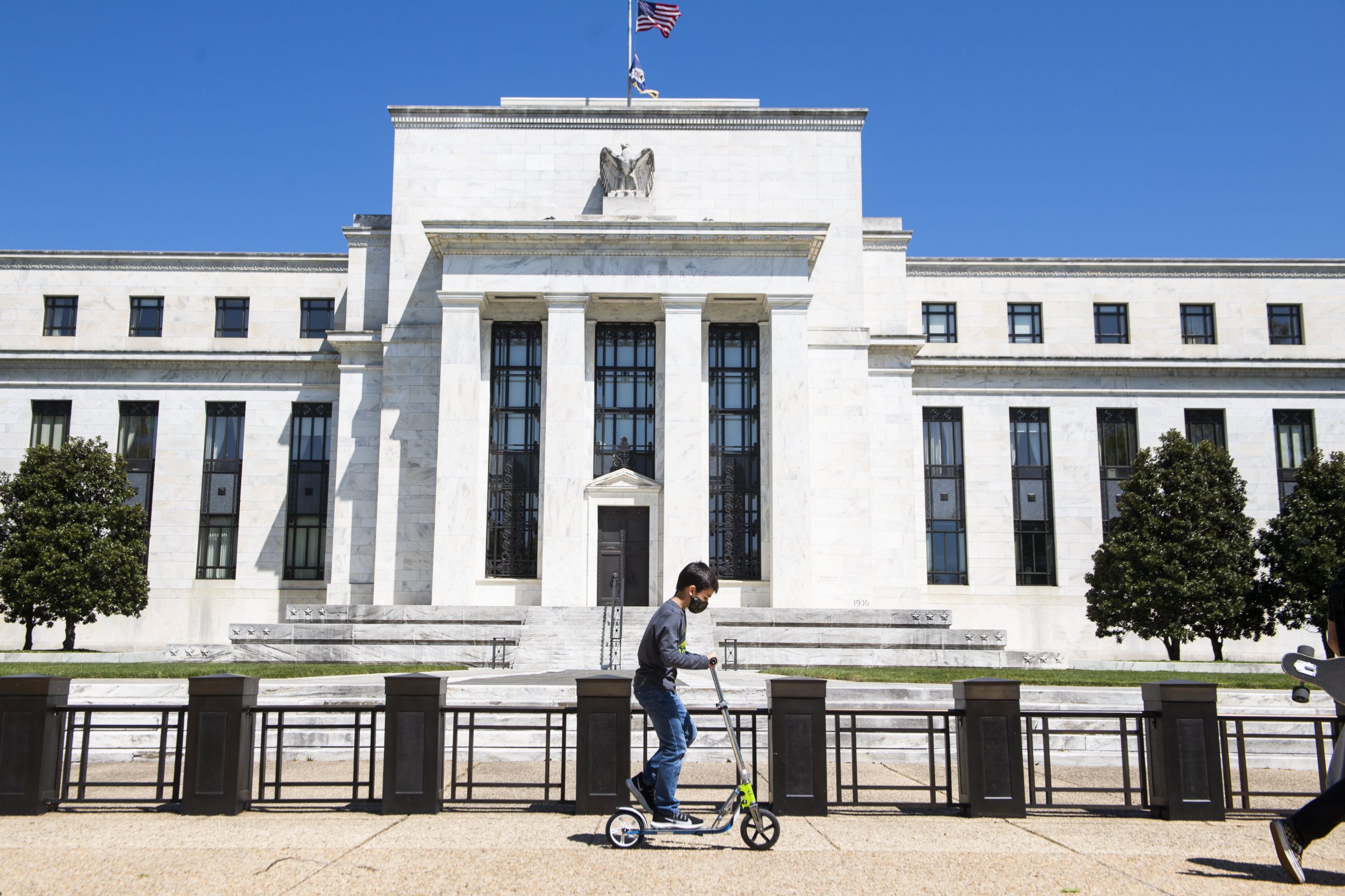 La Reserva Federal ahora pronostica al menos dos subidas de tipos para fines de 2023.