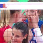 La jugadora de voleibol serbia Sanja Djurdjevic fue suspendida luego de ser captada por la cámara entrecerrando los ojos con los dedos durante un partido contra Tailandia el 1 de junio.