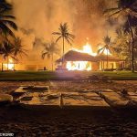 En llamas: la famosa villa mexicana del fundador de Girls Gone Wild, Joe Francis, Casa Aramara, se incendió el martes por la noche, según TMZ