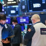 Los futuros de acciones se mantienen planos tras una sesión de Wall Street apagada
