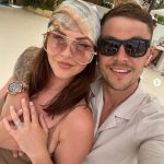 'Day date': Shelby Tribble de TOWIE empacó en la PDA con su novio Sam Mucklow en Instagram el sábado después de que volaron a Mallorca con su hijo Abel