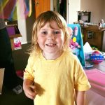 Amberlie Pennington-Foley, de tres años, murió en agosto del año pasado después de que su padre Robert se le cayera encima mientras la pareja jugaba en un parque de Nueva Zelanda.