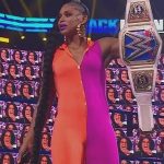 WWE agrega la lucha por el título femenino de SmackDown a Hell In A Cell