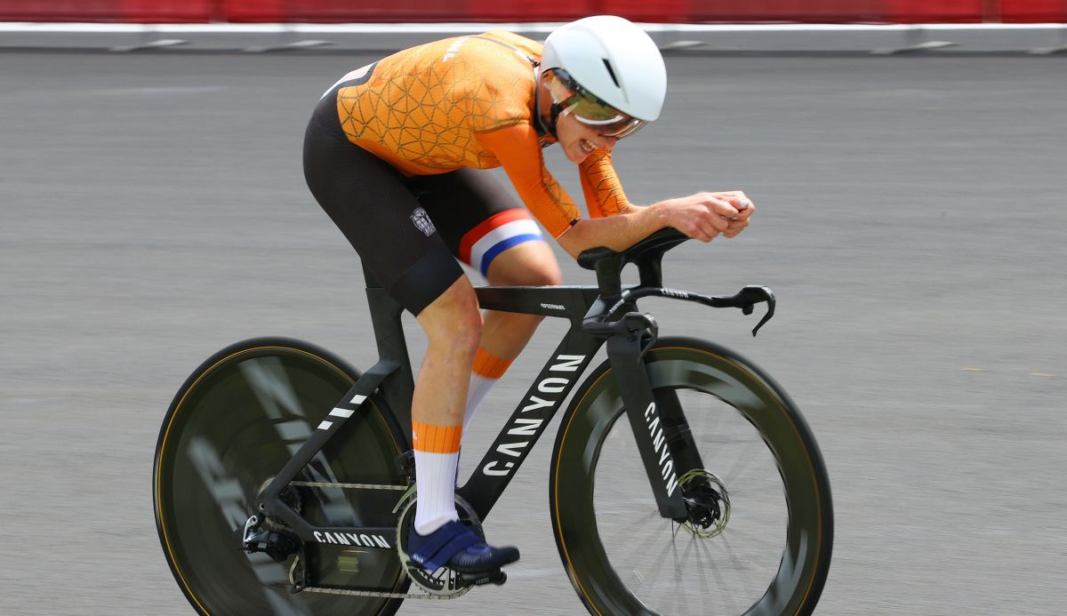 Annemiek van Vleuten no se equivoca al ganar la medalla de oro en la contrarreloj olímpica de Tokio 2020
