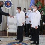 Duterte restaura acuerdo militar clave de Filipinas con EE. UU.