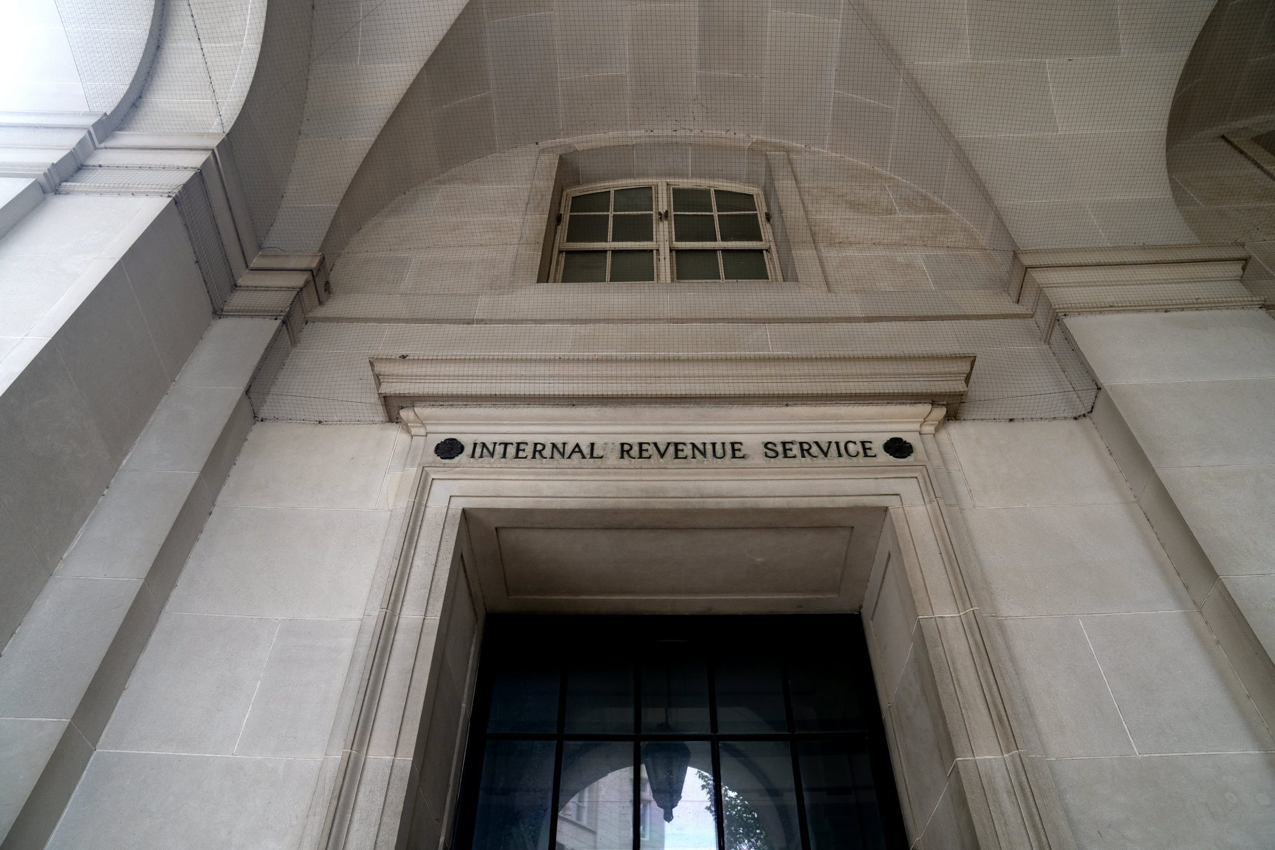 El IRS ha emitido $ 10 mil millones en reembolsos de impuestos sobre beneficios por desempleo.  He aquí por qué es poco probable otra ruptura el próximo año