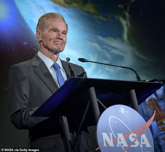 El administrador de la NASA, Bill Nelson, cree que es probable que obtengamos algún tipo de indicación de que existe vida inteligente fuera de la nuestra en el universo, dijo el martes el ex astronauta de 78 años.
