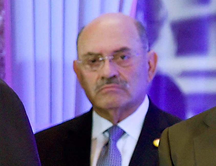 El director financiero de la Organización Trump, Allen Weisselberg, se rinde al fiscal de distrito de Manhattan y se declara inocente
