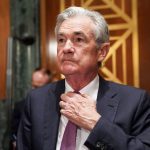 El presidente de la Fed, Powell, interrogado por senadores gruñones por la inflación y el cambio climático, incluso cuando la economía se recupera