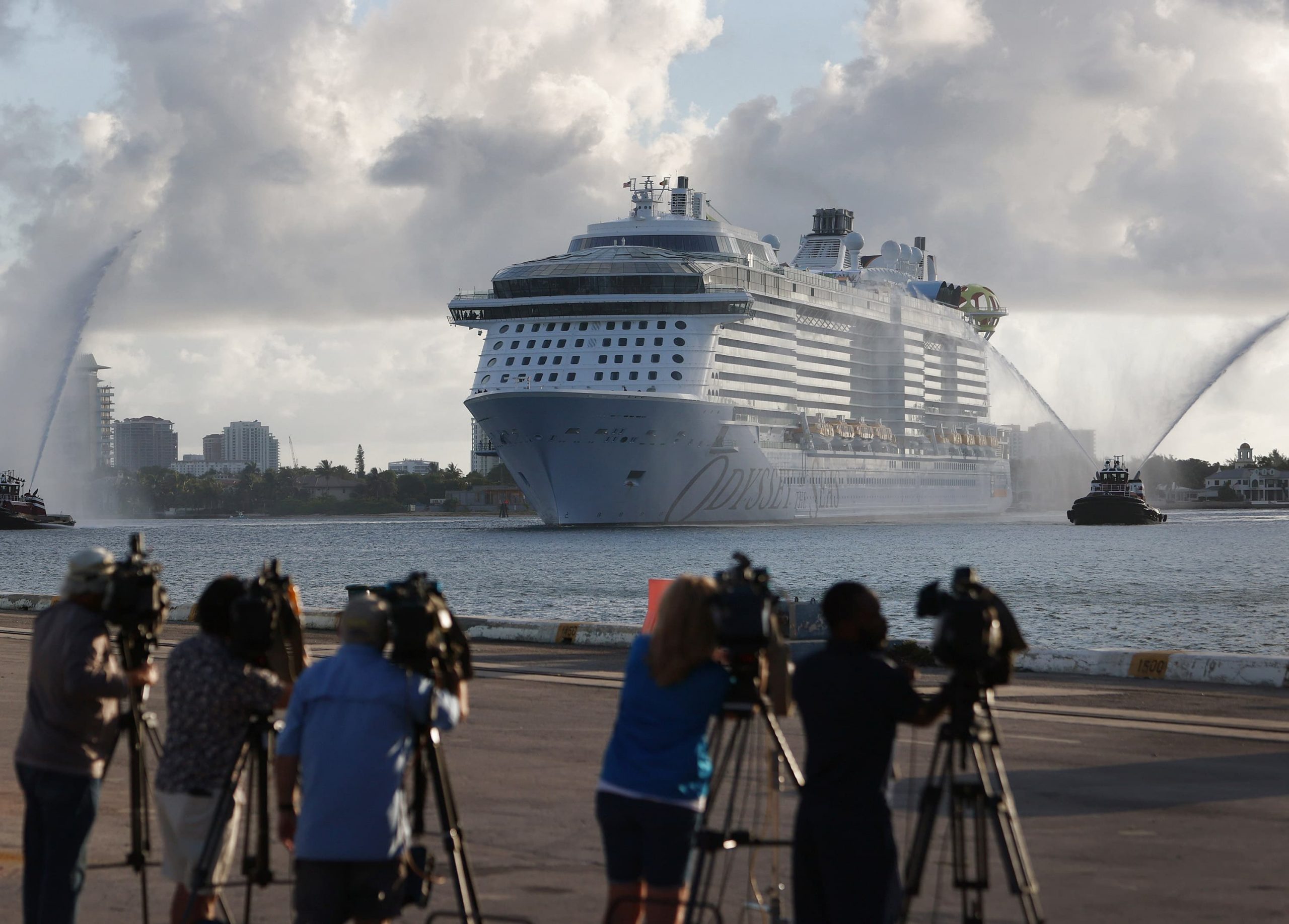 Florida pide a la Corte Suprema de EE. UU. Que frene las restricciones de los CDC a los cruceros