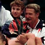 Gimnasia  Olimpiadas: Kerri Strug: El caso de Atlanta 1996 que fue opuesto a Biles