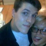 El escritor independiente Joshua Barbeau, de 33 años, de Bradford en Canadá, perdió a Jessica Pereira en 2012 cuando sucumbió a una rara enfermedad hepática (se muestran juntos)