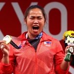 La levantadora de pesas Hidilyn Díaz hizo historia al ganar la primera medalla de oro olímpica de Filipinas