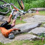 Juegos Olímpicos de Tokio: los sueños de Mathieu van der Poel terminan en polvo después de un accidente temprano en bicicleta de montaña