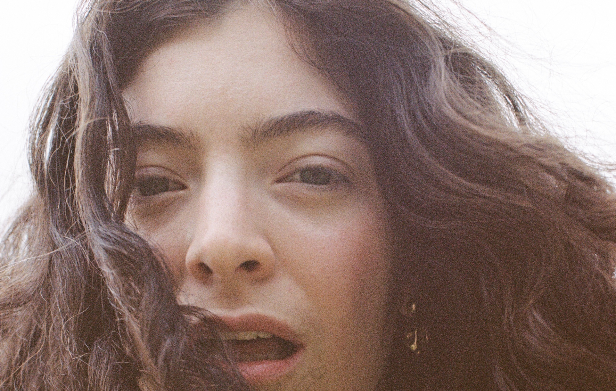 Lorde dice que ya no quiere explicar sus letras