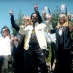 Mire a Ringo Starr, los fanáticos celebran la paz y el amor en su 81 cumpleaños