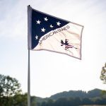 Por qué American Dunes Golf Club se siente como una fiesta del 4 de julio mientras se rinde homenaje a los soldados caídos