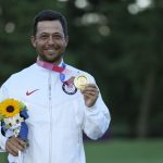 El oro olímpico coloca a Schauffele entre los jugadores de élite del golf