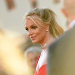 El padre de Britney Spears dice que dejará la tutela, pero no de inmediato