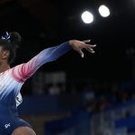 Gimnasia  Juegos Olímpicos 2021: Simone Biles supera el bloqueo mental para demostrar su coraje en los Juegos Olímpicos de Tokio