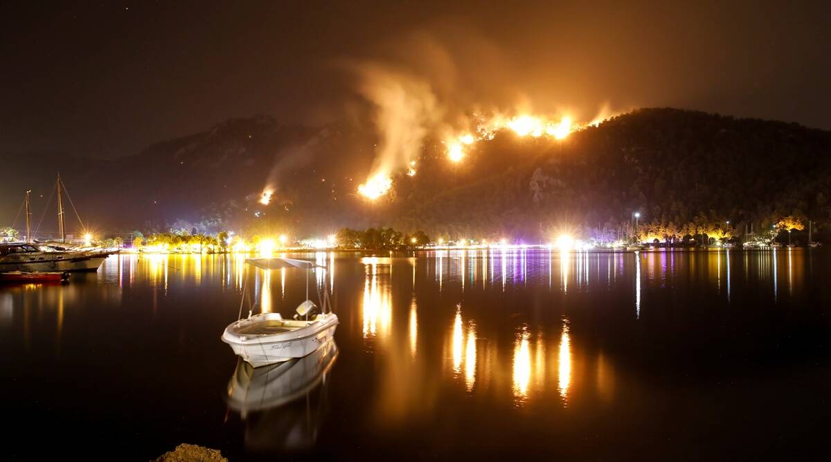 Incendio que alcanzó la central eléctrica de Turquía contenido, otros arden
