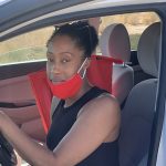 La hija mayor del Dr. Dre, LaTanya Young, dice que ha estado viviendo en su automóvil mientras trabajaba como repartidora para DoorDash y Uber Eats para llegar a fin de mes.