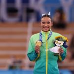 Rebeca Andrade, primera brasileña en ganar oro en gimnasia artística, revela su historia de remontadas