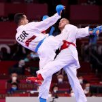 Refugee Karateka gana dos combates en el debut de Karate kumite en Tokio 2020