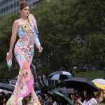Gigi Hadid, Moschino, Gigi Hadid New York Fashion Week,