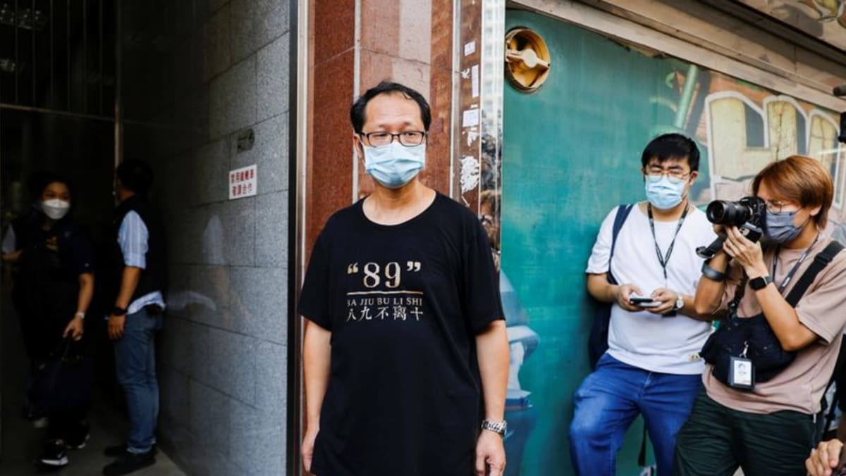 El grupo detrás de la vigilia anual de Tiananmen en Hong Kong se disuelve en medio de una investigación