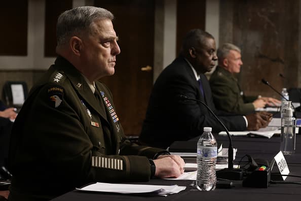 El secretario de Defensa Austin admite que el colapso del ejército afgano 'nos tomó a todos por sorpresa' en el testimonio del Senado