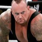 Enterrador acusado de orquestar el acoso entre bastidores en WWE
