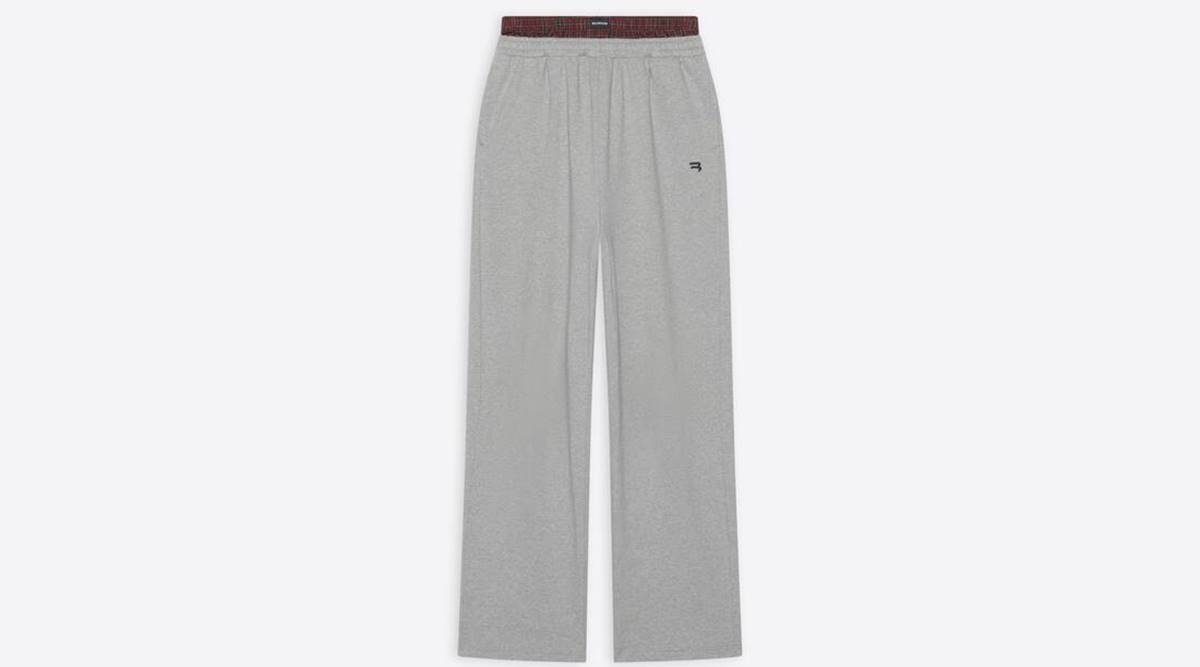 balenciaga sagging sweatpants